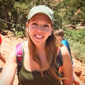 Meet your Posher, Laura